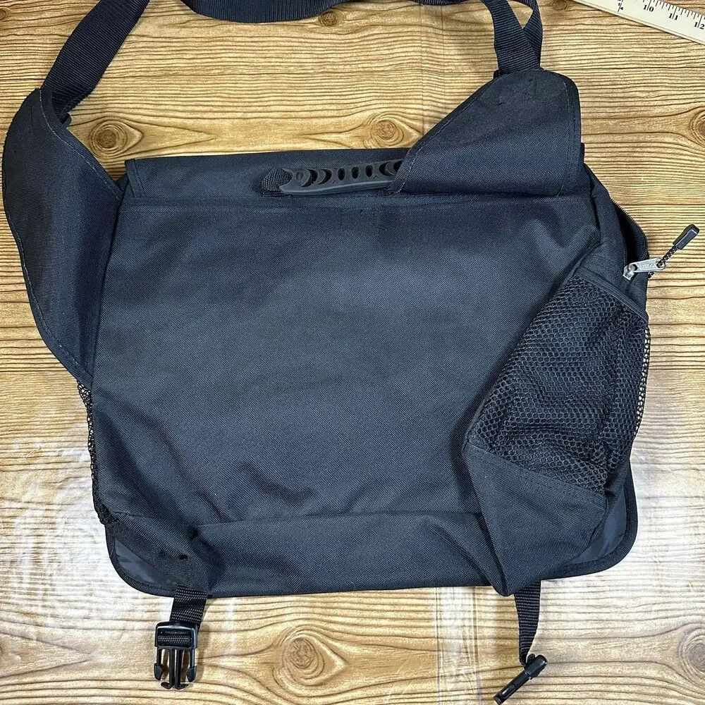 EASTPORT Messenger‎ Laptop Bag Black Nylon 16” wide x 14” tall x 4” deep